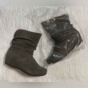 Cougar Taupe (FIFI) Boots